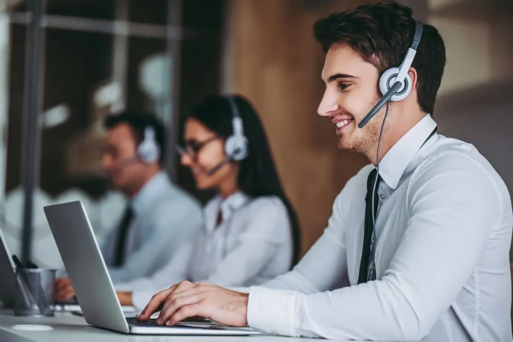Customer Operations Associate